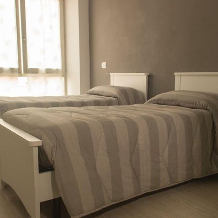 פוליניו Casa Roncalli מראה חיצוני תמונה