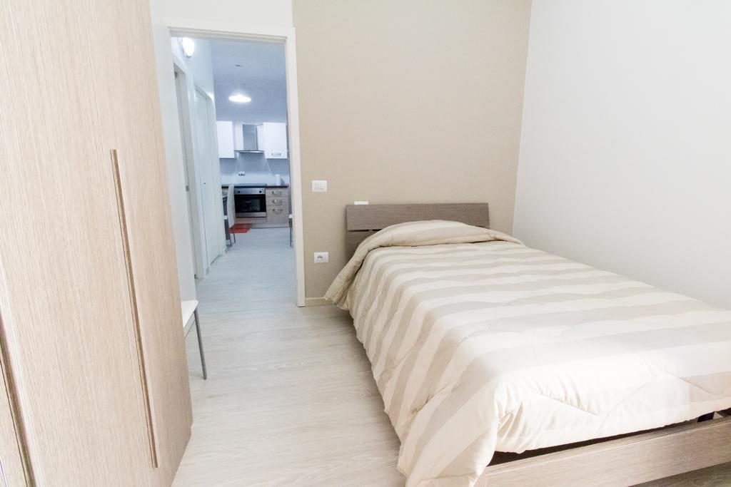 פוליניו Casa Roncalli מראה חיצוני תמונה