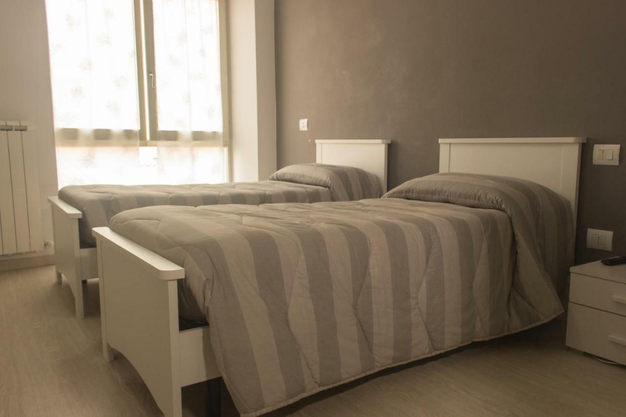 פוליניו Casa Roncalli מראה חיצוני תמונה